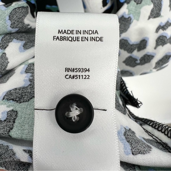 BeachLunchLounge Top Womens Plus Size Green Leopard Print Button Roll Tab Sleeve - Picture 16 of 16